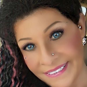 Meet your Posher, Susanna